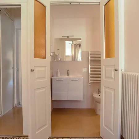 19 לינה וארוחת בוקר פלרמו