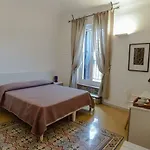 19 לינה וארוחת בוקר פלרמו