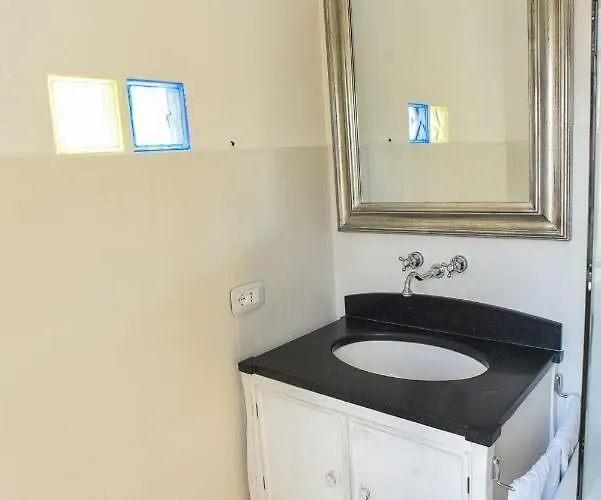 19 Bed & Breakfast 3*